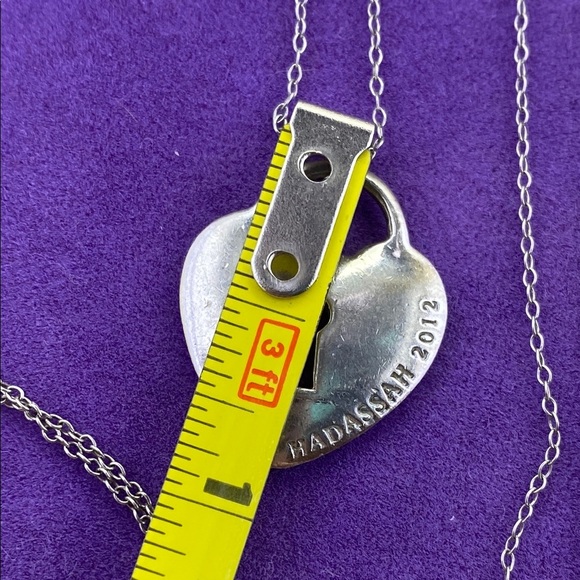 💛 Classic 925 Silver Heart Lock Pendant Necklace - Picture 6 of 7